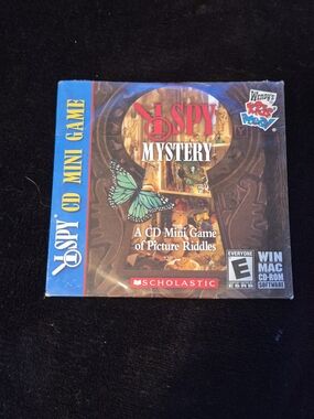 Scholastic I SPY Mystery CD Mini Game - Blue and Brown Artbox